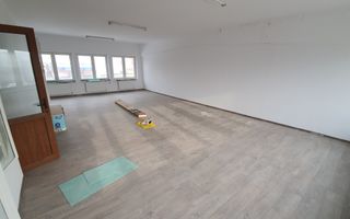 Spatii birouri,recent renovate si mobilate - Poză 11