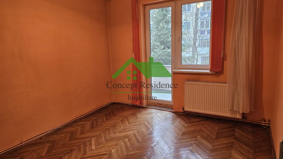 Apartament 4 camere +garaj– decomandat – str. Ioan Slavici, et.1 - Poză 6