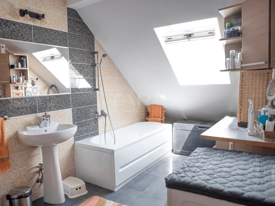 Confort și eleganță, apartament cu 2 camere, într-o zonă apreciată! - Poză 8