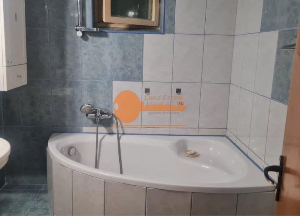 3 camere Crangasi - Poză 5