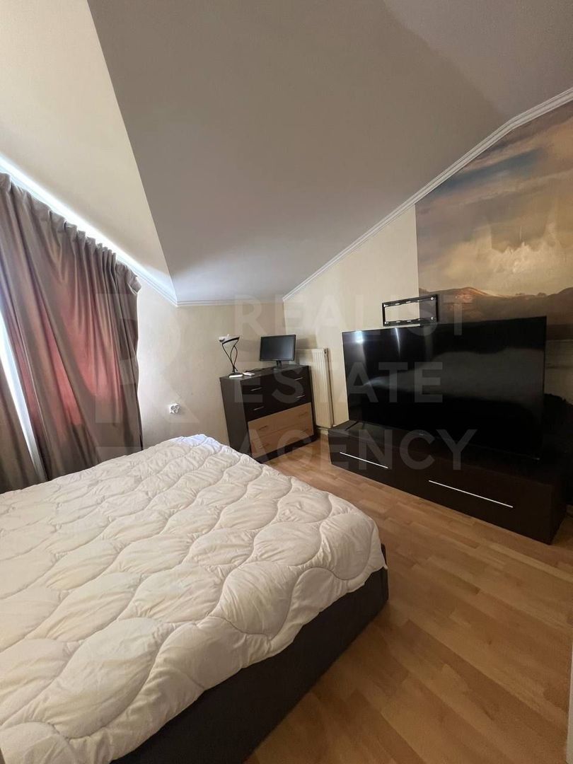 Vânzare, apartament, 3 camere, strada Pictor Mihai Grecu, Telecentru. - Poză 2