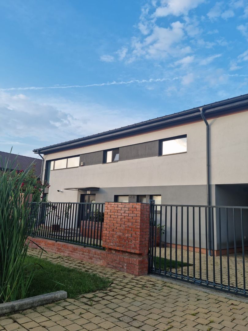 Vila Sinanadrei - Poză 14