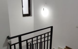 Casă / Vilă cu 4 camere de vânzare în Berceni - Poză 5