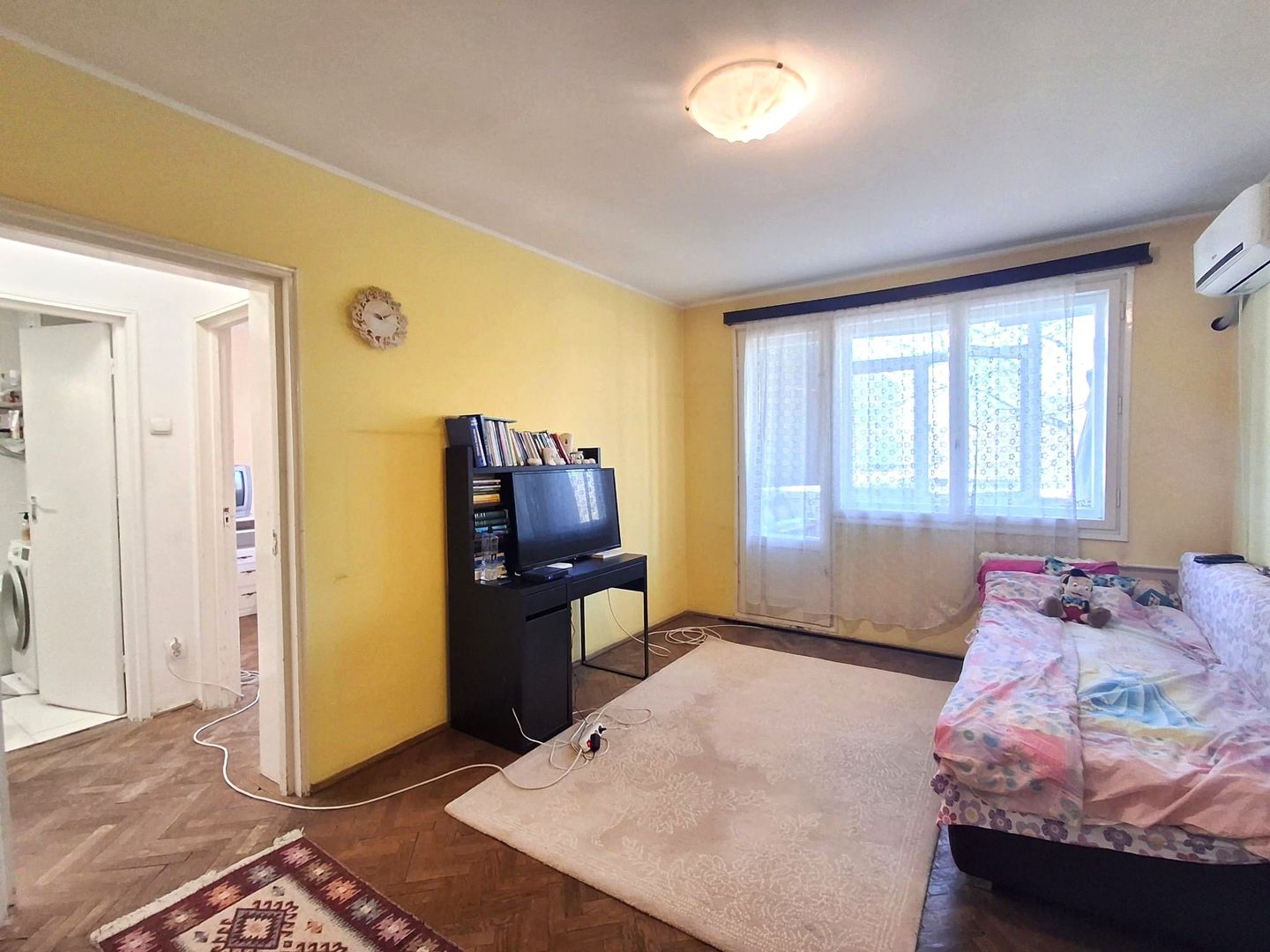 De Vanzare Apartament 2 Camere Pajura - Poză 2