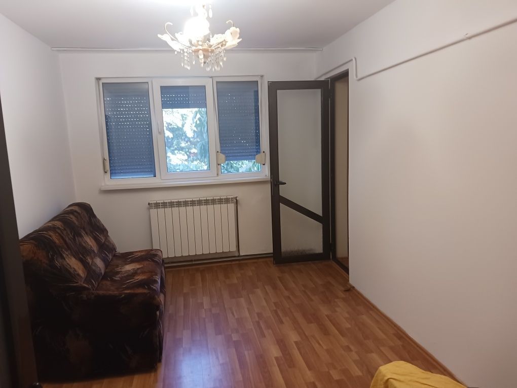 3 camere, Micro 13B,  etaj 4, bloc cu acoperis - Poză 3