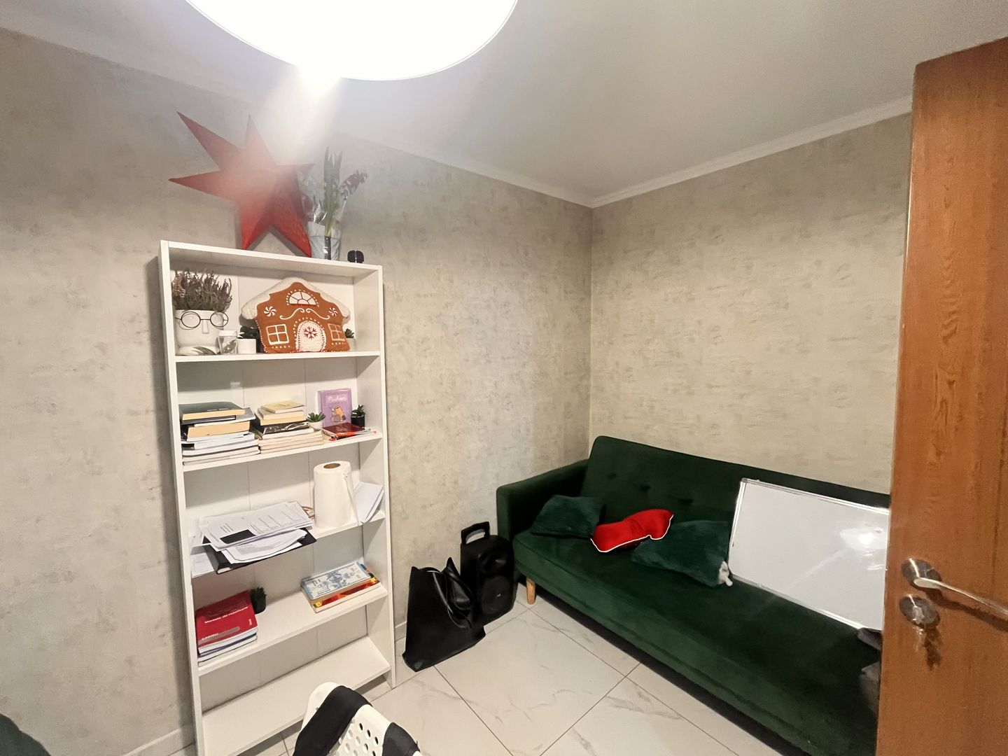 Apartament cu 3 Camere De Vânzare | Suceava /Central I 77.000Euro - Poză 2