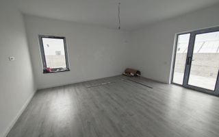 Casa P+M moderna | Pompa de caldura + fotovoltaice 10 kW - Poză 9