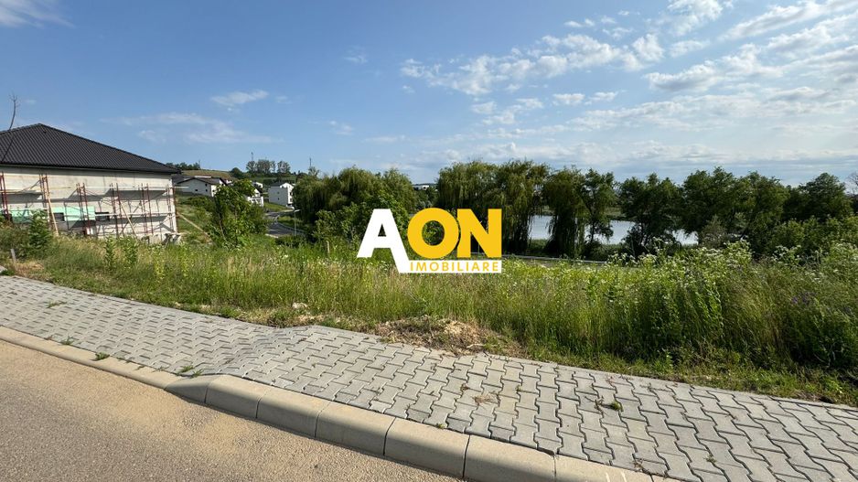 De vanzare 830mp teren intravilan, vedere exclusivista Lacul Chereteu - Poză 1