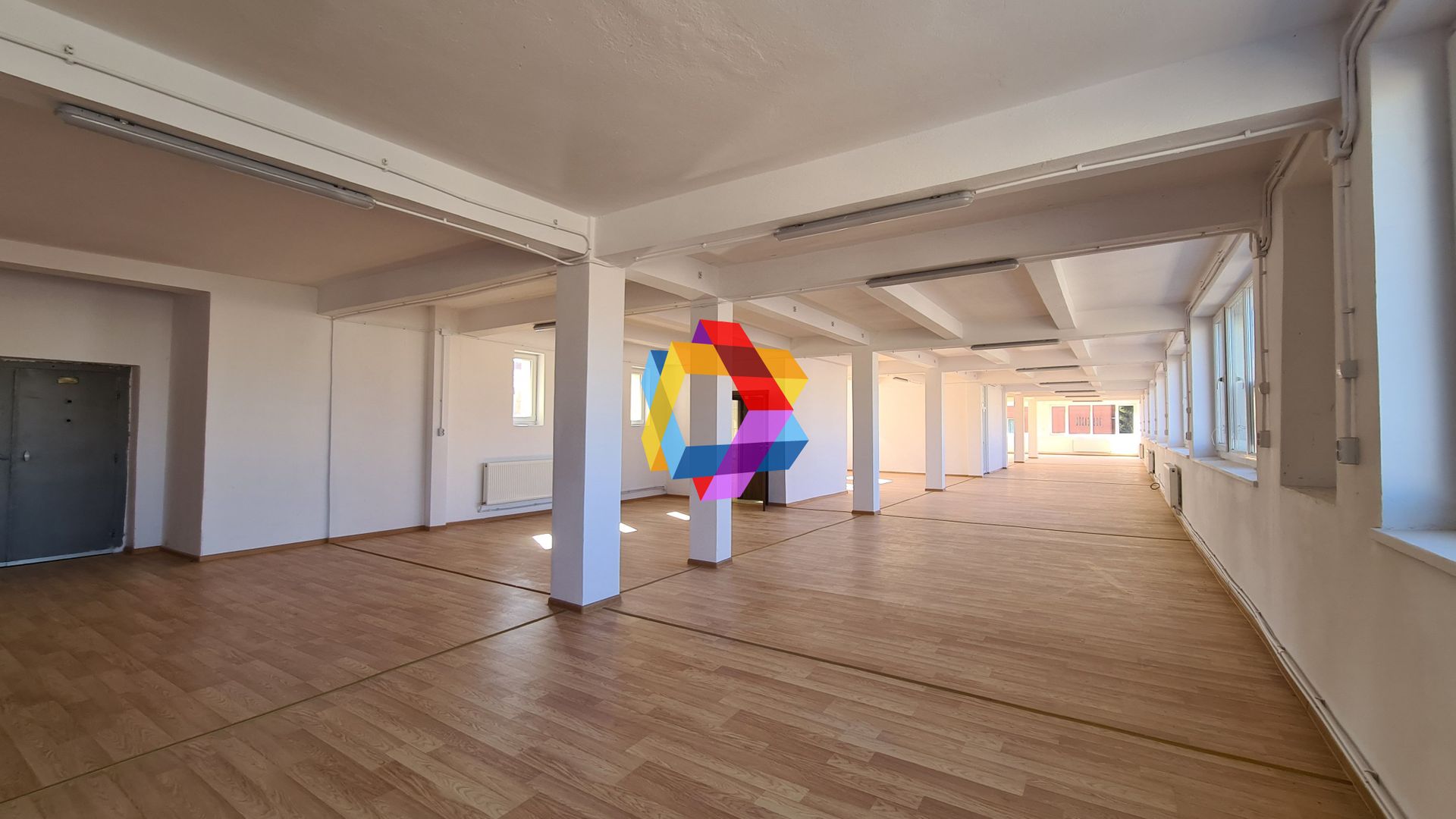 Spatiu comercial / Birouri- 900 mp #plus-imo.ro - Poză 1