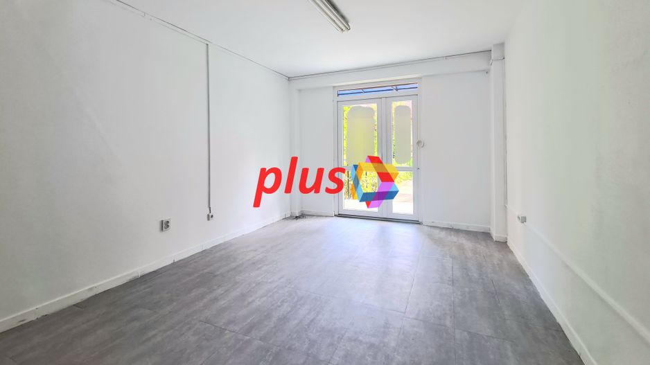 Spatiu comercial de închiriat Brasov - 55 mp # plus-imo.ro - Poză 2