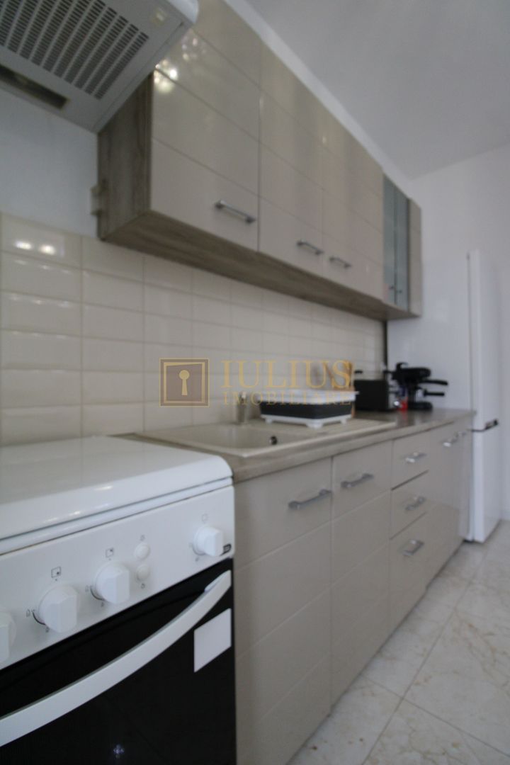3 camere, balcon spatioas, 1 loc de parcare. Str Rozelor/Dumbravita. - Poză 8