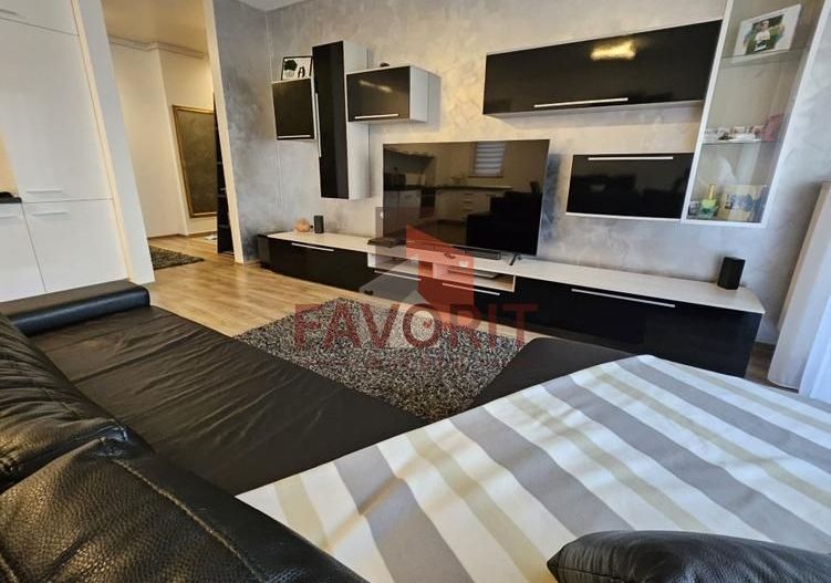 Mobilat si utilat. Bloc nou. Zona Aradului - Poză 8