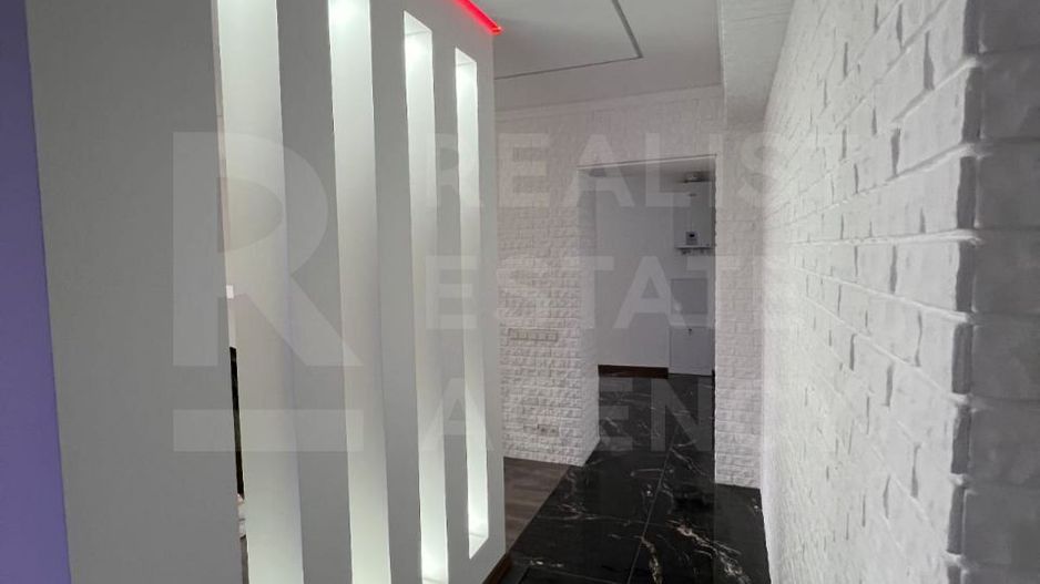 Vânzare, apartament, 2 camerа, str. Mihai Eminescu, Glodeni - Poză 5