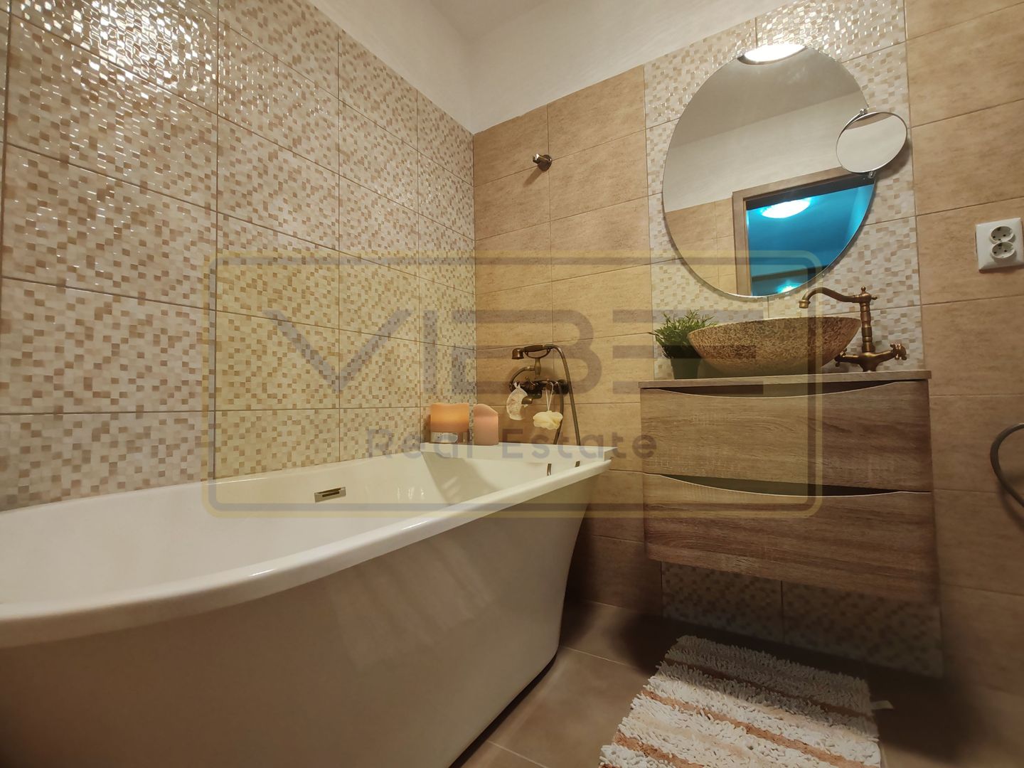 Duplex-4 camere - Mobilat Modern-Valea Adanca-``5 Drumuri`` - Poză 9