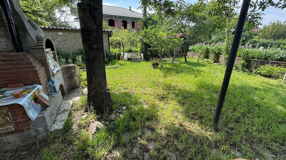 De închiriat casa la parter – 2 camere + 1000 mp teren – Catamaresti Deal - Poză 10