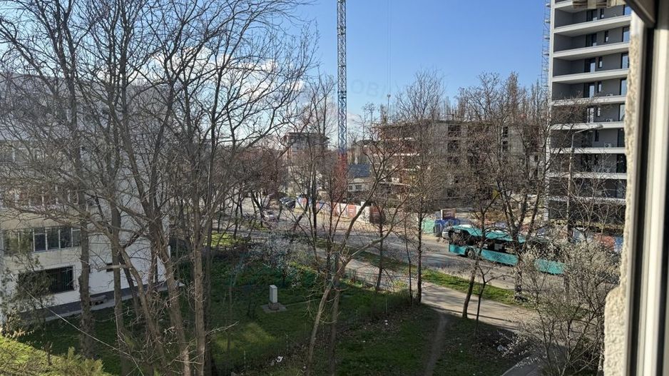 Apartament 2 camere, etaj 3, în inima cartierului Tiglina 2 - Poză 3