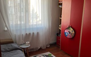 Apartament 4 camere Dambovita cu centrala - Poză 5