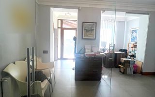 Casa deosebita cu 5 camere de inchiriat in cartierul Andrei Muresanu! - Poză 4