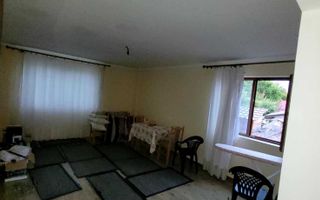 Casă de vânzare în satul Cârlig, comuna Popricani, județul Iași – 240 mp, 3 camere, 135.000 EUR - Poză 7