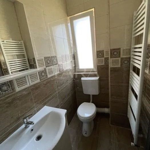 Apartament cu 4 camere de vanzare in Europa - Poză 10