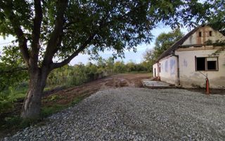 Casă de renovat I teren 1400 mp I Livadă I Central Săcel - Poză 1