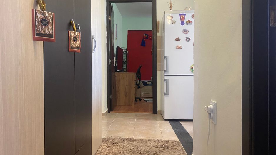 Pret accesibil! Vanzare apartament cu 2 camere in Doicesti - Poză 17