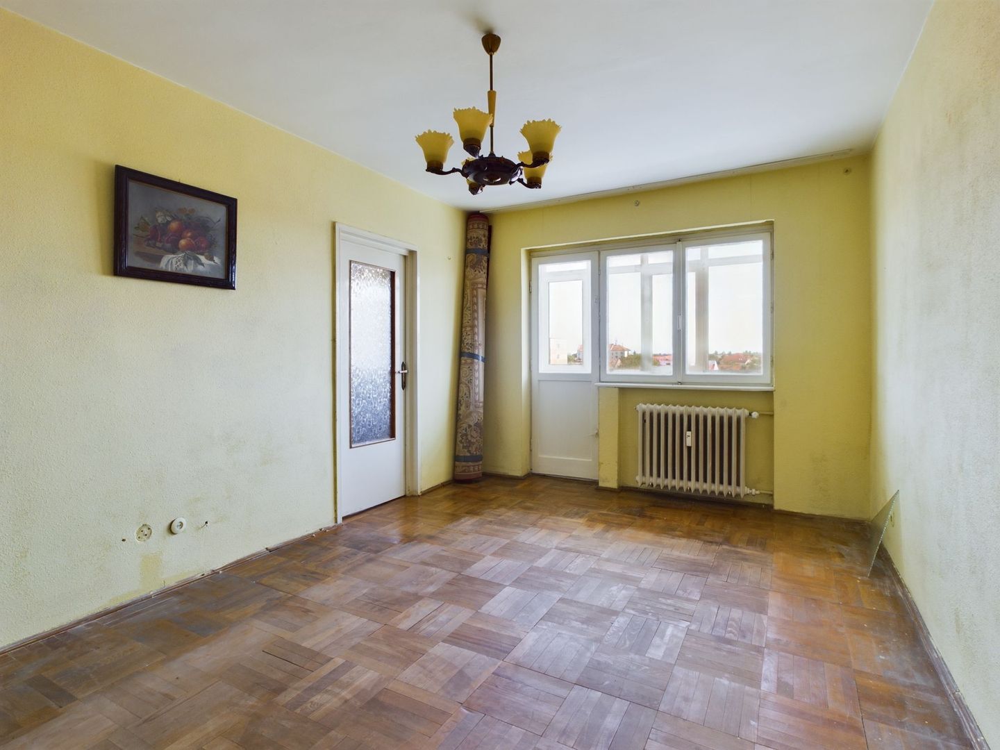 Apartament clasic cu 2 camere în Grădiște - Poză 1