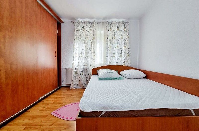 2 Cam Militari Gorjului Metrou Etaj 1Din4 Renovat - Poză 3