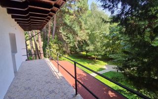 In inima muntelui! Vanzare pensiune in Moroeni-Jud Dambovita - Poză 10