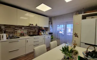 Apartament 3 camere | 78 mp | Zona Semicentrala - Poză 12