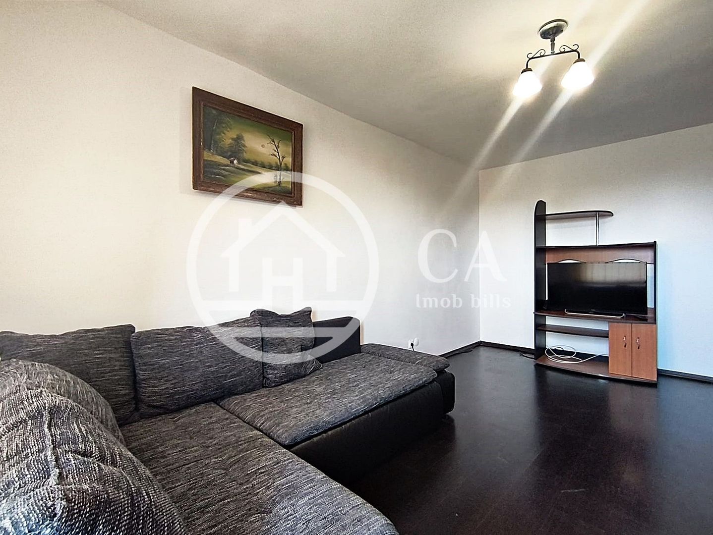 Apartament de închiriat cu 3 camere în zona Rogerius, Oradea - Poză 3