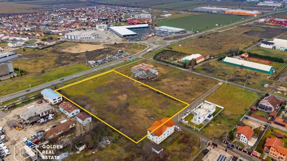 Oportunitate!Teren intravilan 10.000mp,Vladimirescu,perfect pentru bloc sau hala - Poză 10