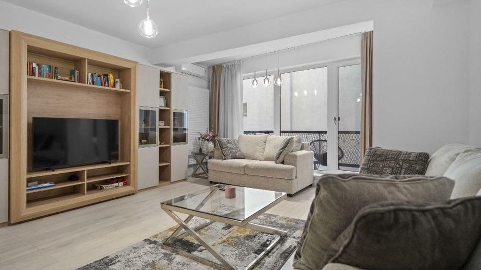 Inchiriere apartament 3 Camere | Piaţa Victoriei - Poză 1