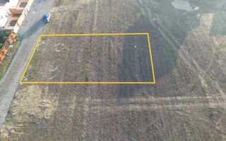 Teren intravilan de duplex sau casa individuala | Mosnita Veche - Poză 3