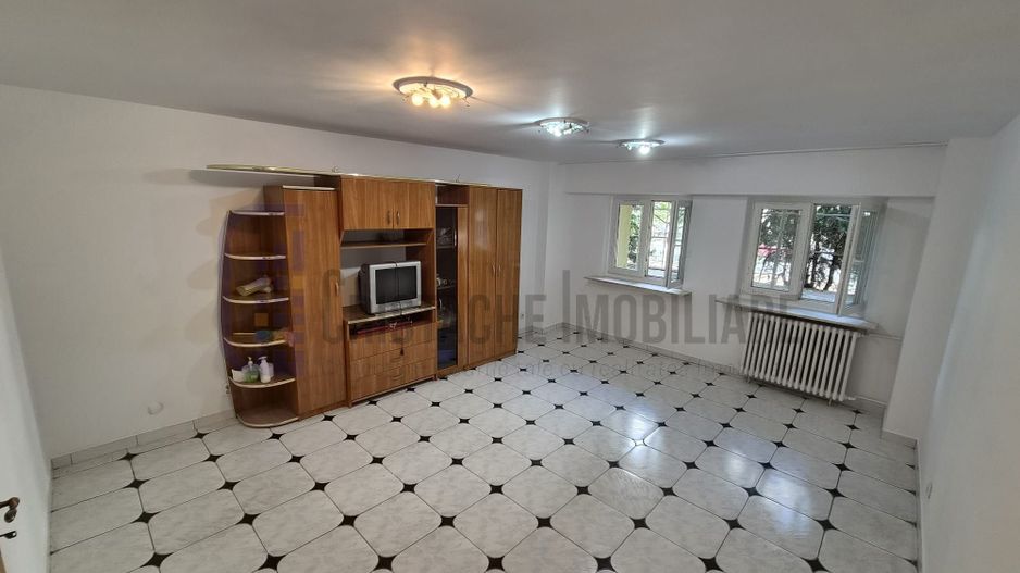 Spatiu birou | PARTER | 3 camere | 2 bai | Calea Calarasilor - Poză 7