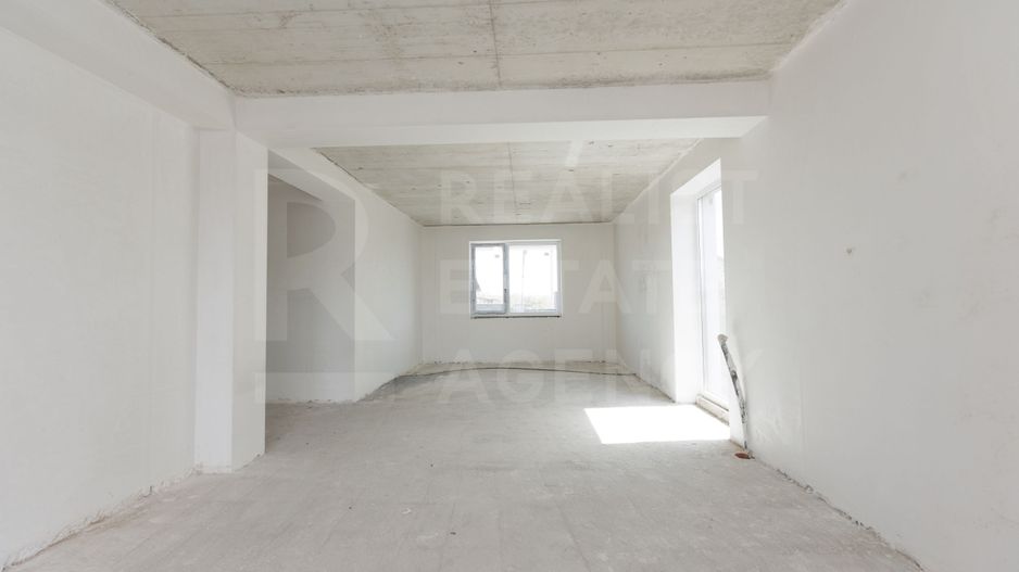 Vânzare, Hi-Tech, 2 nivele, 4 camere, strada  A. Lăpușneanu, Budești - Poză 21