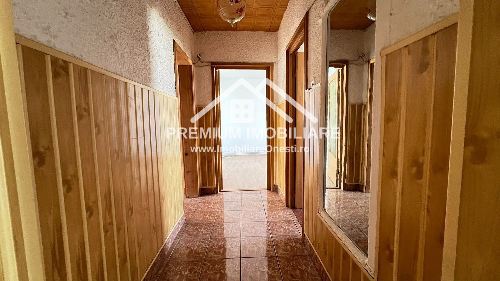Apartament 4 camere, decomandat – Zona de Jos - Poză 8