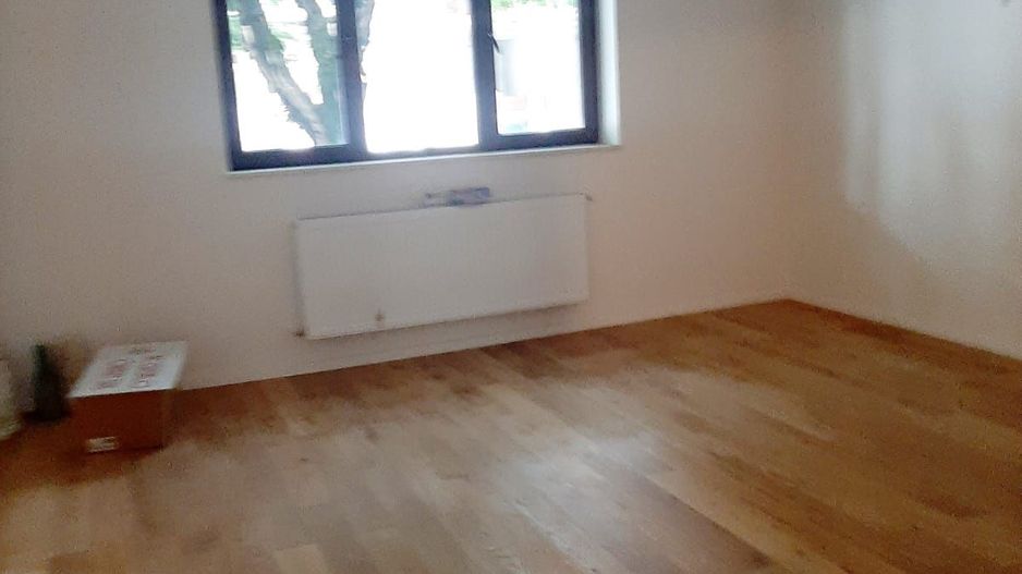 Casa de vanzare in Piata Abator - Poză 7