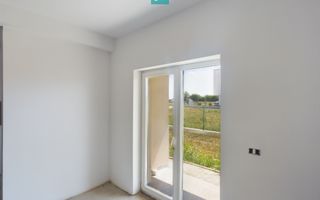 Apartament cu 3 camere, zona Torontalului - Poză 1