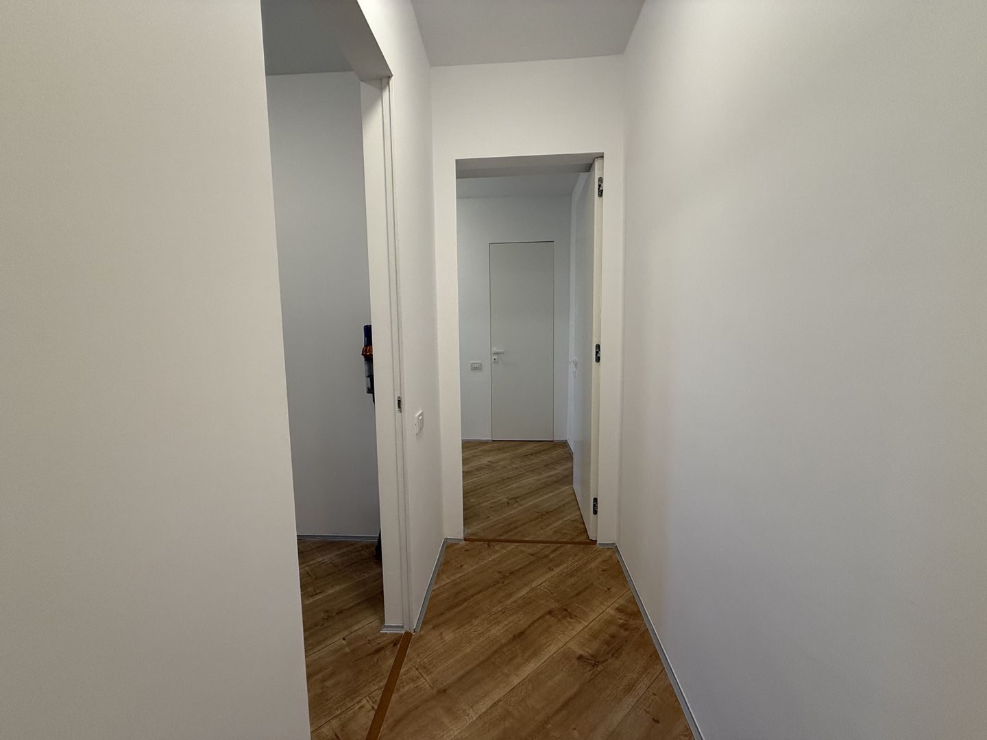Apartament 3 Camere | 4 City North | Rond OMV| Loc de parcare - Poză 11