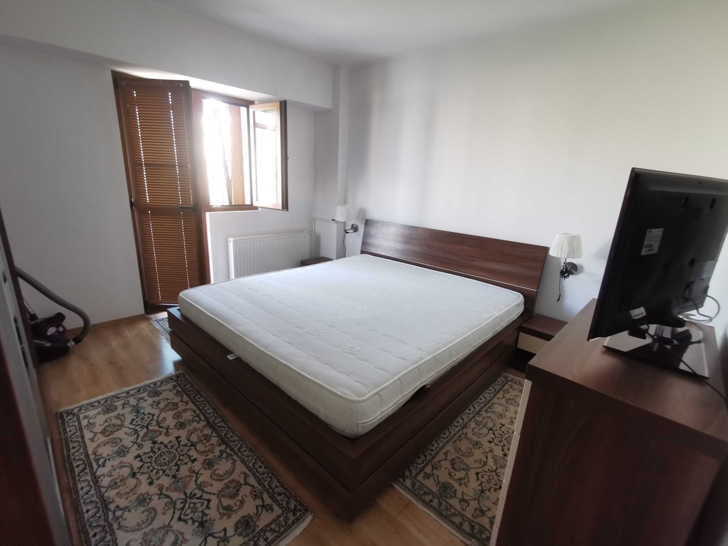 Ag BRASADAS închiriază ap 2 cam etaj 6/9 Blv Octavian Goga. - Poză 4