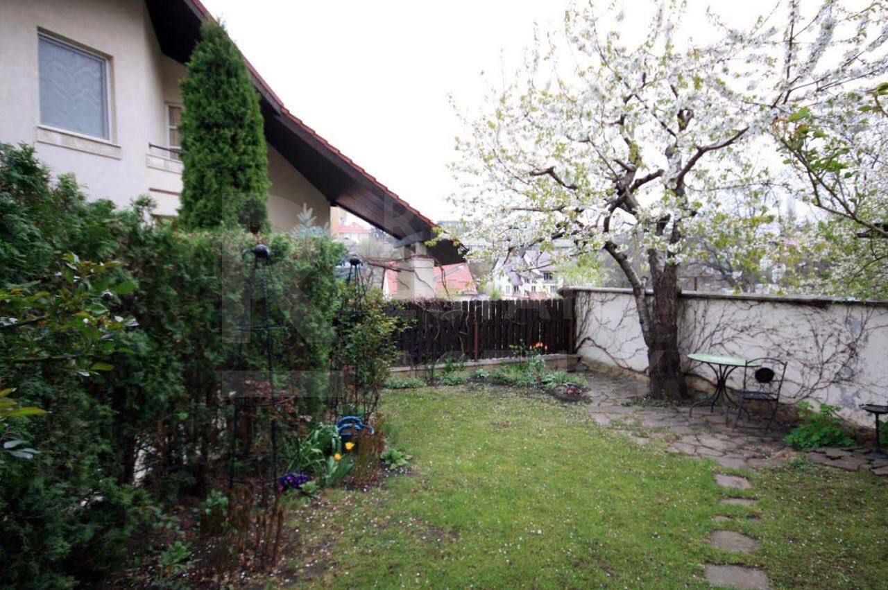 Chirie casa, 5 camere, strada Dîmbului, Centru - Poză 3