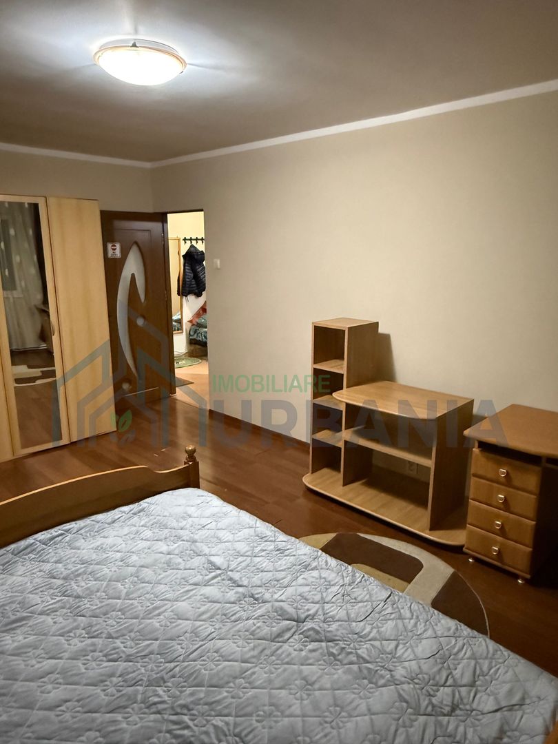 Închiriez apartament Iași 3 camere, 2 băi decomandat str Păcurari - Poză 1