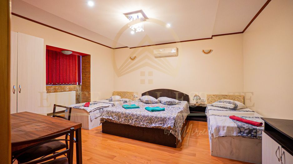 Casă spațioasă cu funcțiune de pensiune – Kamsas - Poză 10