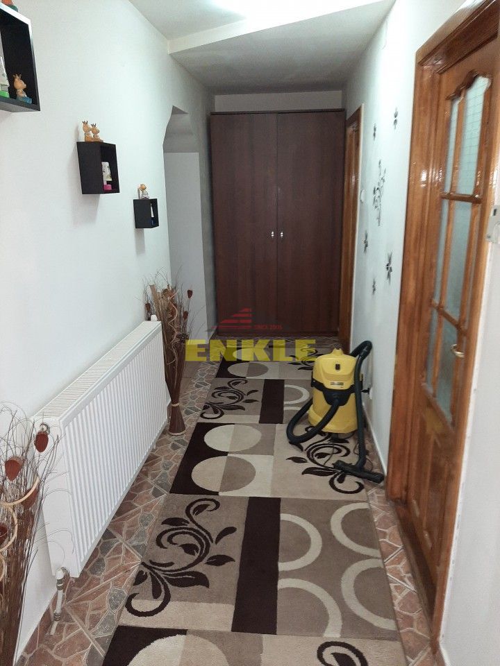 Casa 5 camere, Petru Rares, 530mp teren, 100000 euro negociabil - Poză 4
