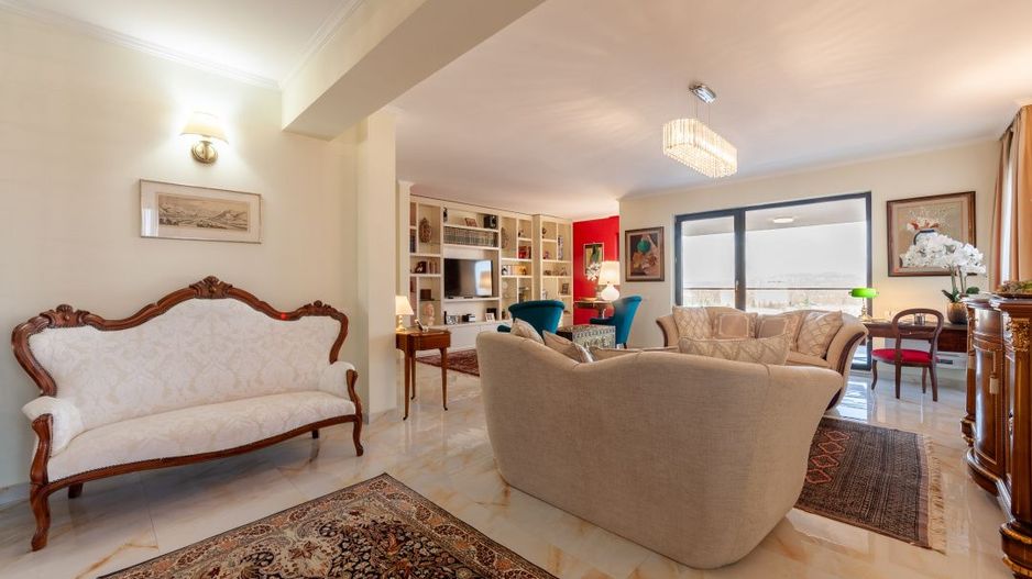Apartament ultracentral - 3 camere, 167 mp, 2 terase, 2 locuri de parc subterane - Poză 8