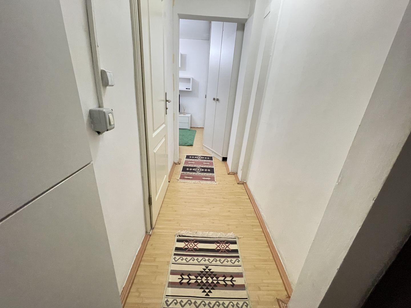 Apartament mobilat și utilat în zona Dacia - Poză 8