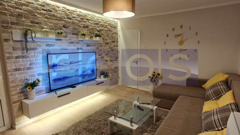 VANZARE- GARSONIERA  - TIMPURI NOI -TINERETULUI - Poză 2