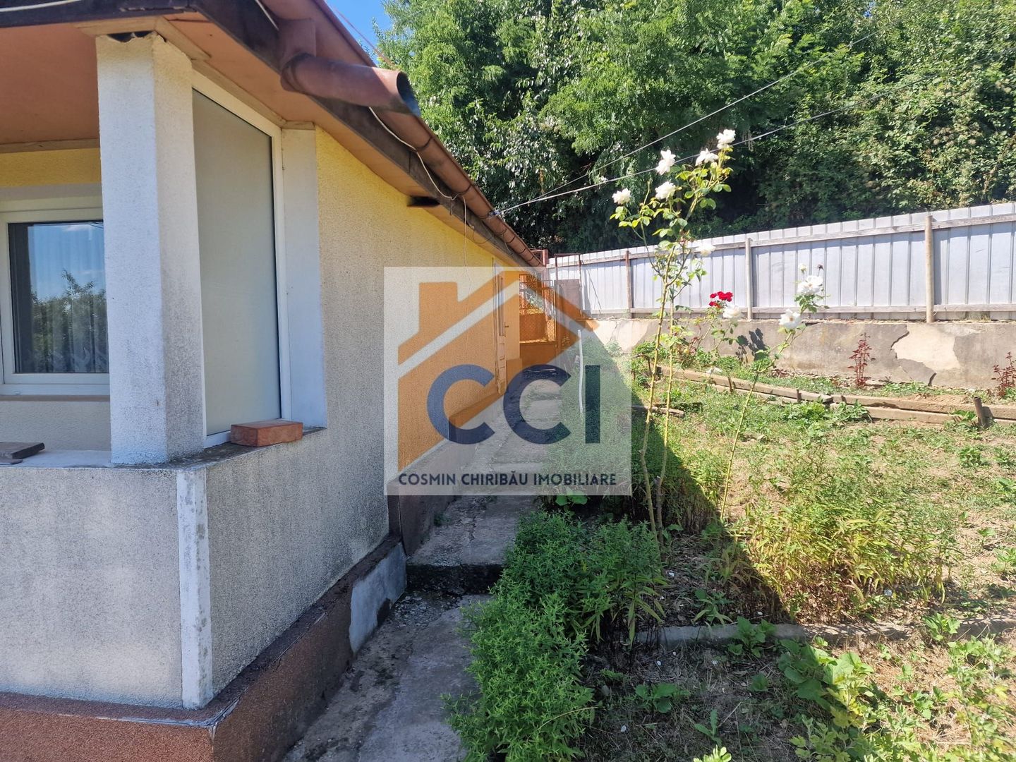 Casa in mediu rural cu teren - Poză 20