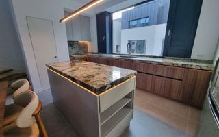 VILA DE LUX CU 4 CAMERE LA INCHIRIERE IN COMPLEX EXCLUSIVIST - Poză 3